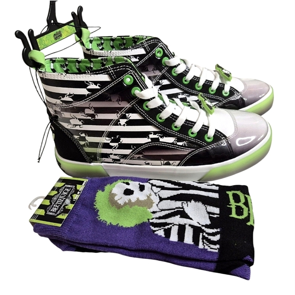 Beetlejuice High Top Sneakers Size 8.5 Bonus Socks